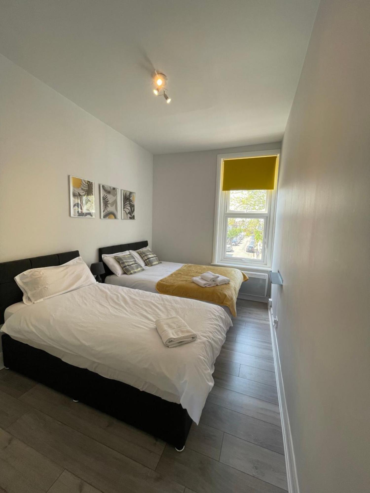 Two-Bedroom Apartment,1567537385:JPEG